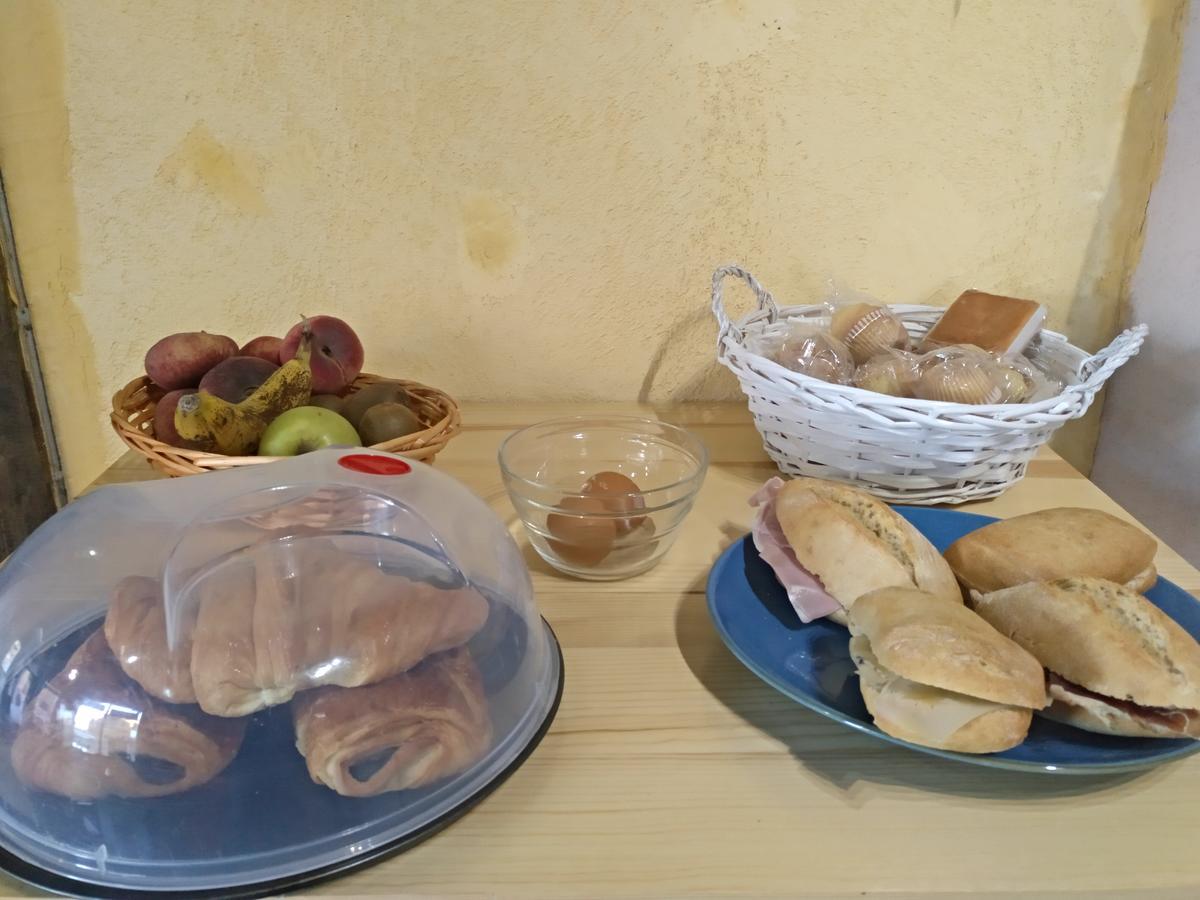 Hostal La Bastide Du Chemin Sahagún Buitenkant foto